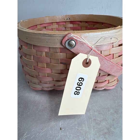 Vintage Pink and wood Woven Basket with Handle 9”x9” Round - Picture 11 of 11